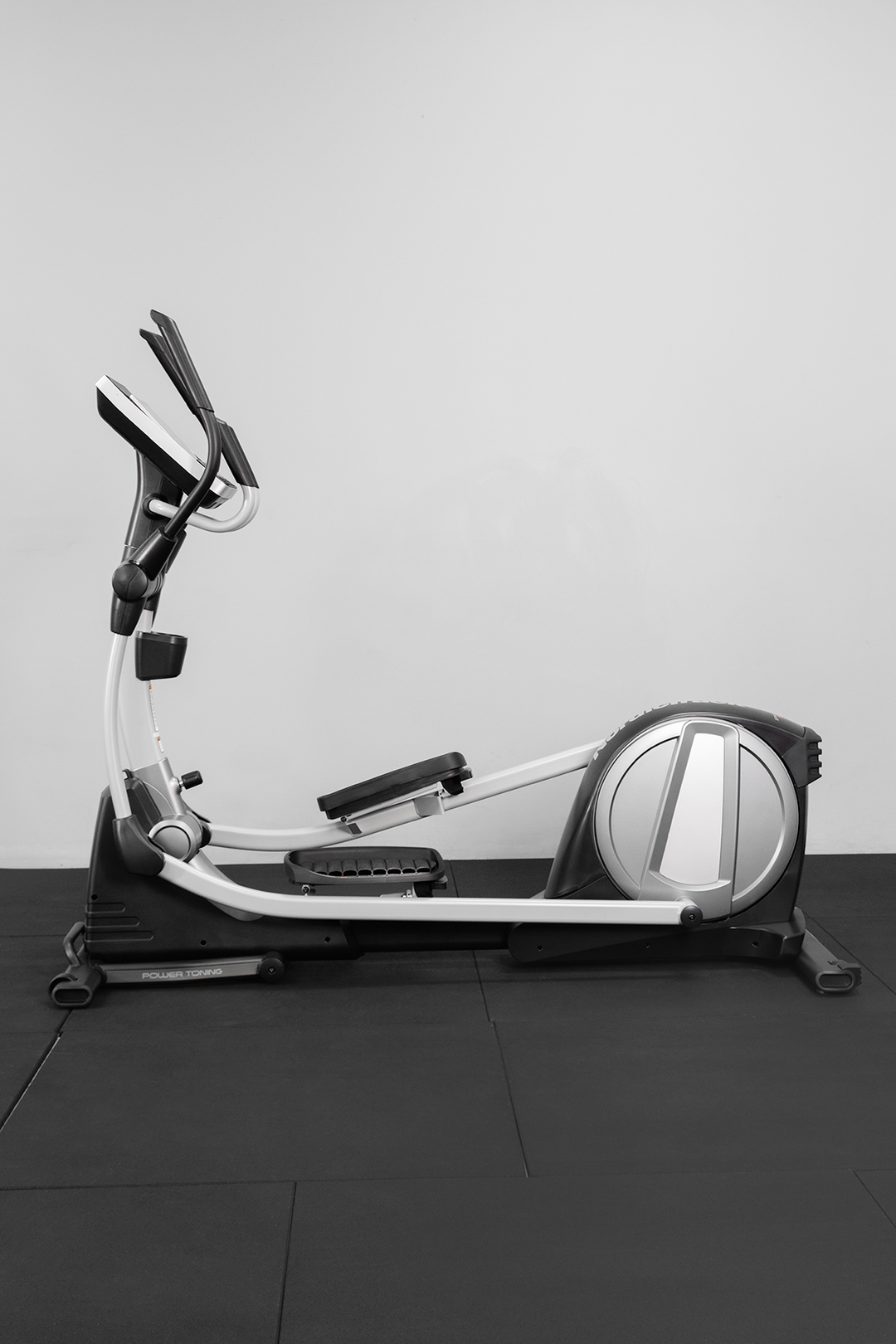 Nordictrack Spacesaver Se9i Elliptical Nordictrack Elliptical Near