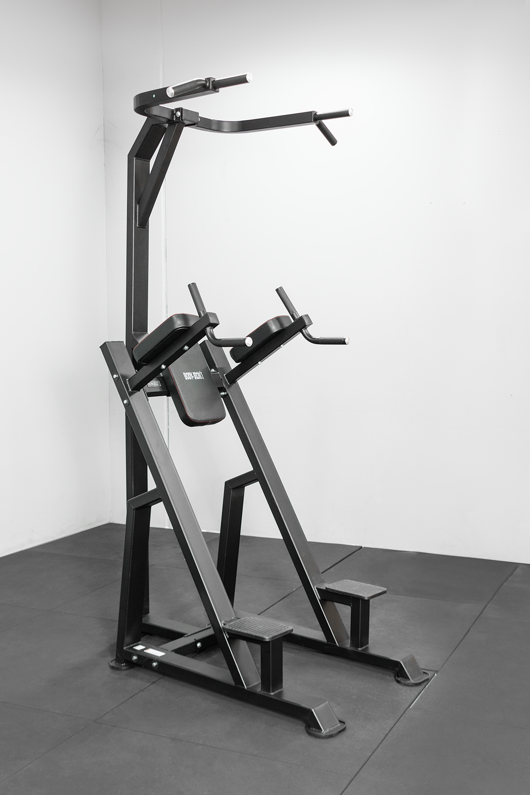 Body Iron Commercial Vertical Knee Raise / Dip / Pull Up Power Tower