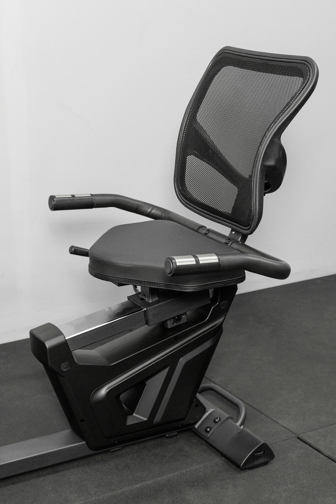 Body Iron Recumbent Bike TXM450