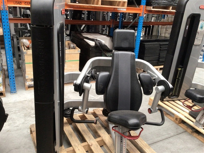 Star Trac Biceps Curl Machine (FLOOR STOCK PICK UP ONLY MELBOURNE)