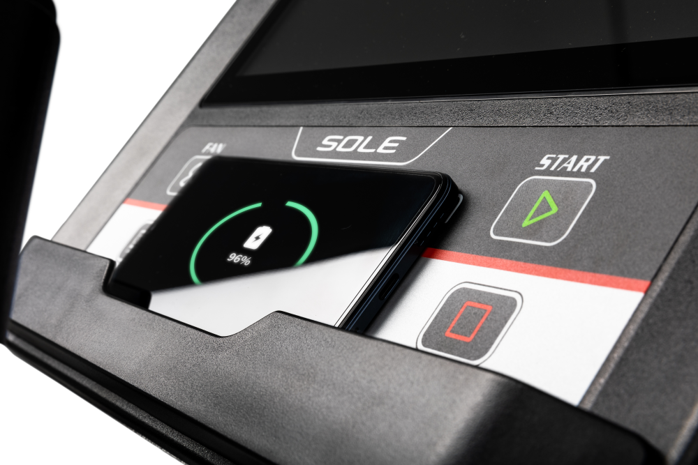 Sole E95 Elliptical Cross Trainer Entertainment