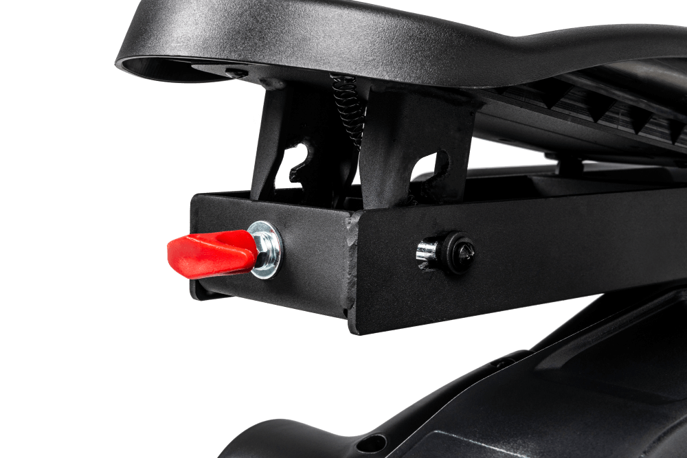 Sole E35 Elliptical Cross Trainer Entertainment