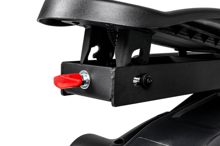 Sole E35 Elliptical Cross Trainer Entertainment