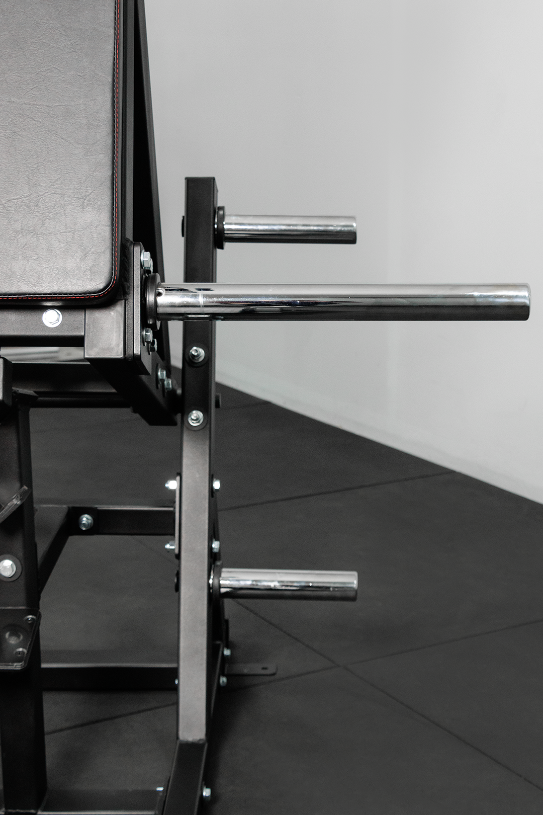 Body Iron Front Squat & Hack Squat Machine Commercial V2
