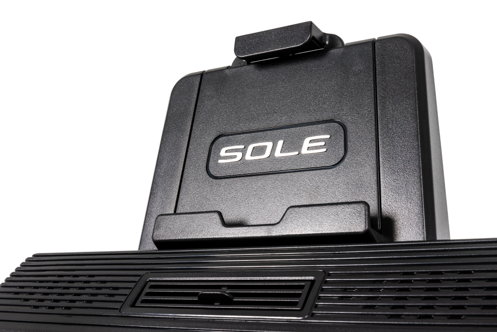 Sole E95 Elliptical Cross Trainer Entertainment