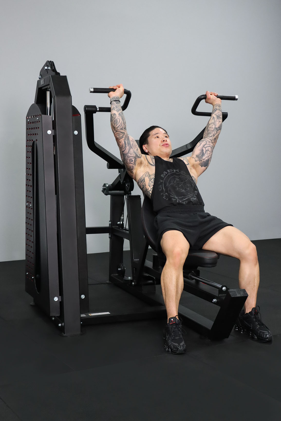 Chest and shoulder press machine sale