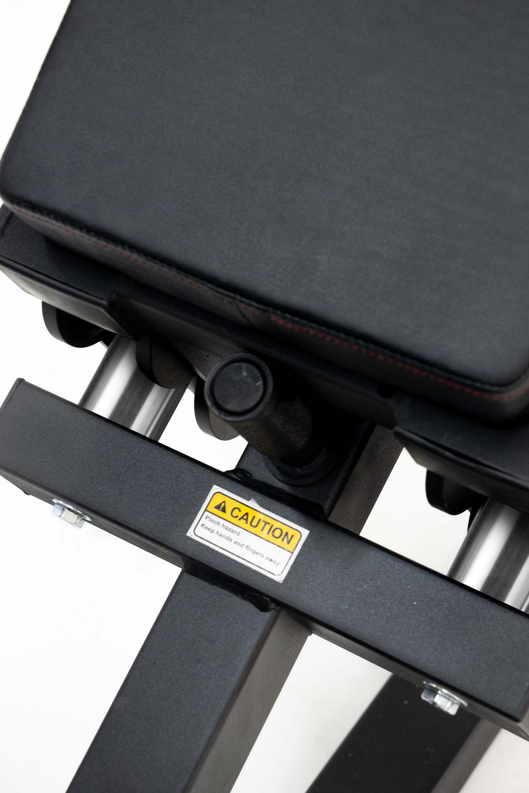 safety lock on body iron leg press