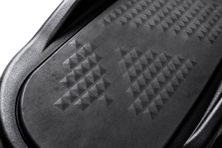 Sole E35 Elliptical Cross Trainer Entertainment